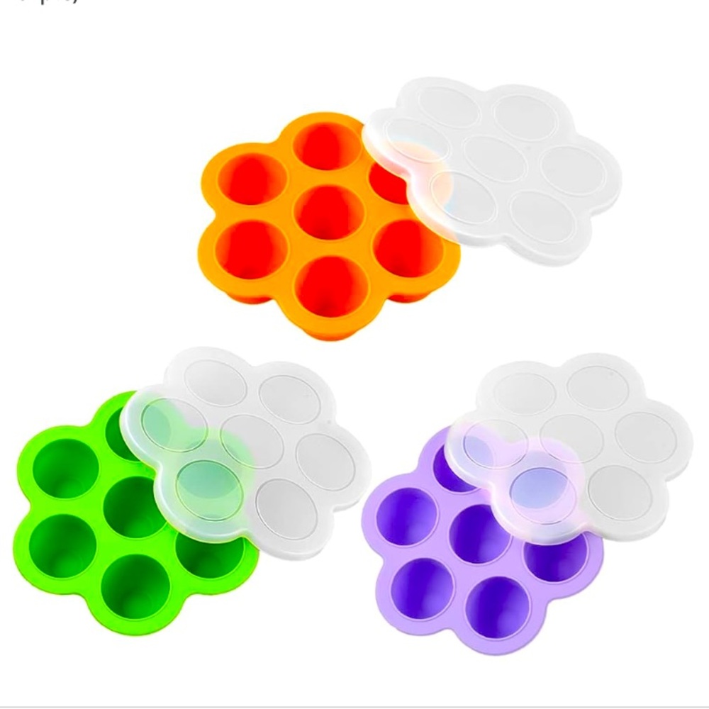 Set of 3 Mini silicone molds with lids